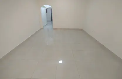 Apartment - 2 Bedrooms - 2 Bathrooms for rent in Al Zubair Bakkar Street - Al Sadd - Doha