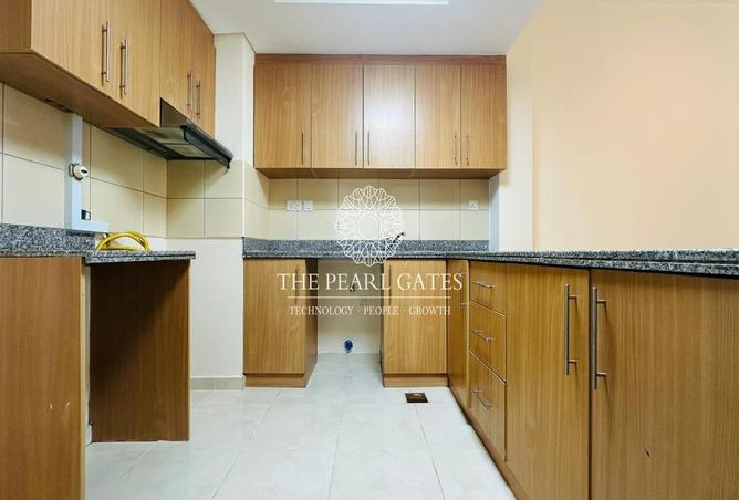 929838 - Property Image 2