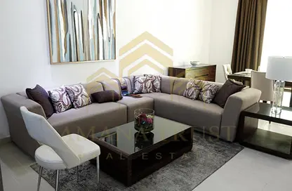 Living Room image for: Apartment - 1 Bedroom - 2 Bathrooms for sale in Fox Hills South - Fox Hills - Lusail, Image 1
