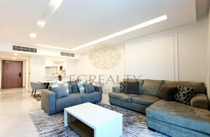 Apartment - 2 Bedrooms - 2 Bathrooms for rent in Marina Residences 195 - Marina District - Lusail