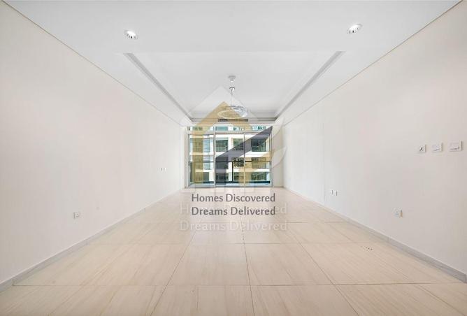 945753 - Property Main Image