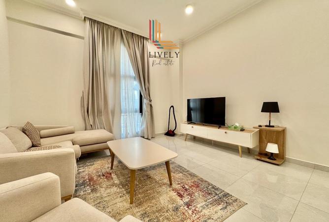 991470 - Property Image 2