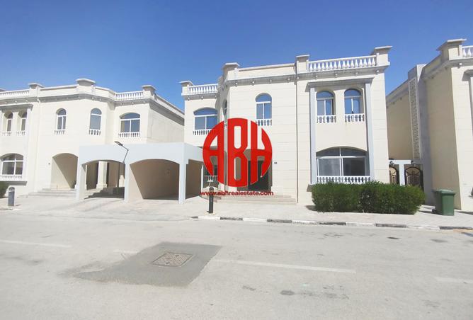 مجمع سكني - 5 غرف نوم - 5 حمامات للايجار في اللقطة - اللقطة - الدوحة