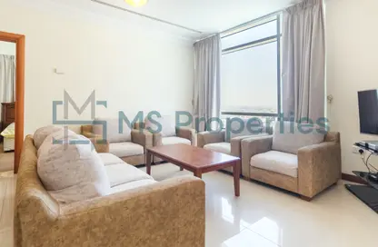 Apartment - 2 Bedrooms - 3 Bathrooms for rent in West Bay Tower - West Bay - West Bay - Doha