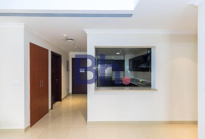 952334 - Property Image 3