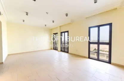 Apartment - 3 Bedrooms - 4 Bathrooms for rent in Mercato - Qanat Quartier - The Pearl Island - Doha