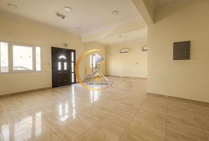 969348 - Property Image 2