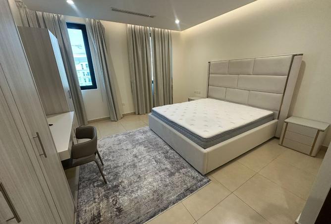 982163 - Property Image 3