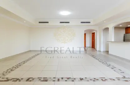 Apartment - 2 Bedrooms - 3 Bathrooms for rent in East Porto Drive - Porto Arabia - The Pearl Island - Doha