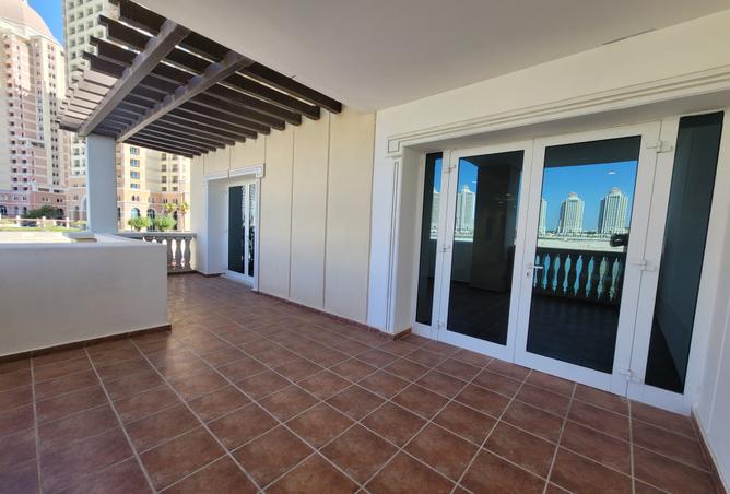 972429 - Property Image 2