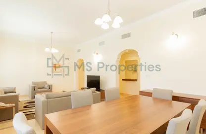 Apartment - 2 Bedrooms - 3 Bathrooms for rent in West Bay Tower - West Bay - West Bay - Doha