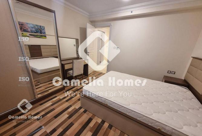 946001 - Property Image 2