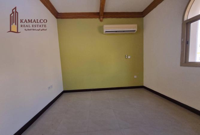 953940 - Property Image 3