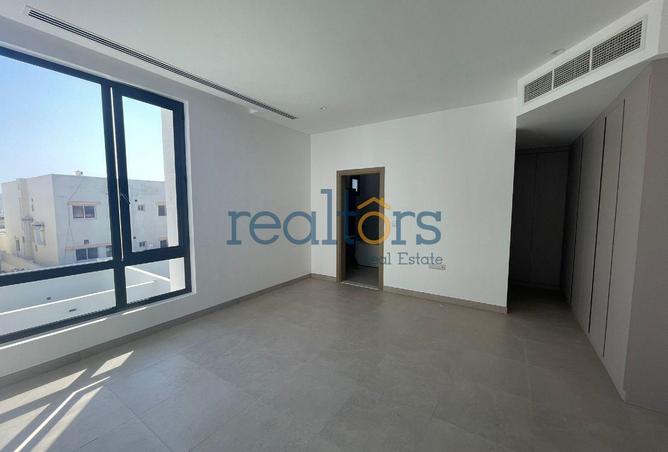 961999 - Property Image 2