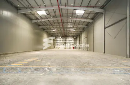 Warehouse - Studio - 2 Bathrooms for rent in Umm Salal Mahammad - Umm Salal Mohammed - Doha