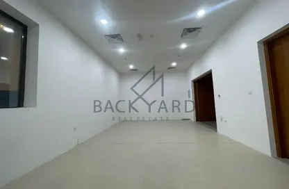 Shop - Studio for rent in Al Khor Offices Building - Al Khor