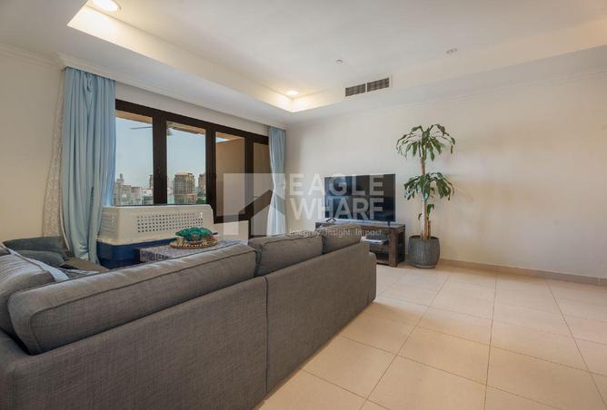 945567 - Property Image 2