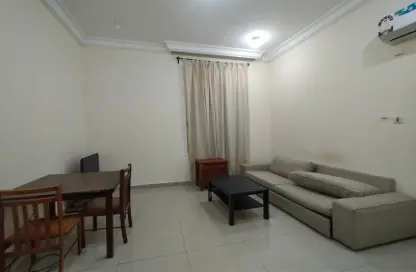 Apartment - 1 Bedroom - 2 Bathrooms for rent in Umm Salal Ali - Umm Salal Ali - Doha