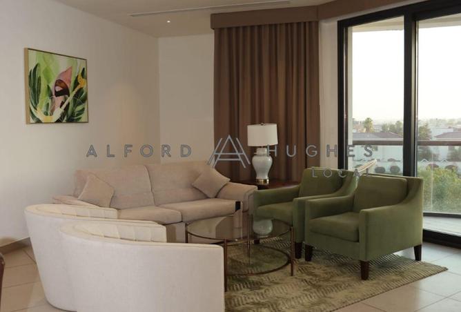 967059 - Property Image 3