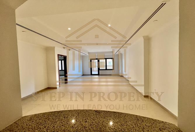 991390 - Property Image 2