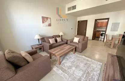 Apartment - 2 Bedrooms - 2 Bathrooms for rent in West Walk - Al Waab - Doha