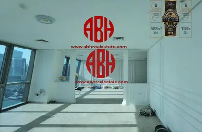 Apartment - 3 Bedrooms - 4 Bathrooms for rent in Zig Zag Tower B - Zig Zag Towers - West Bay - Doha