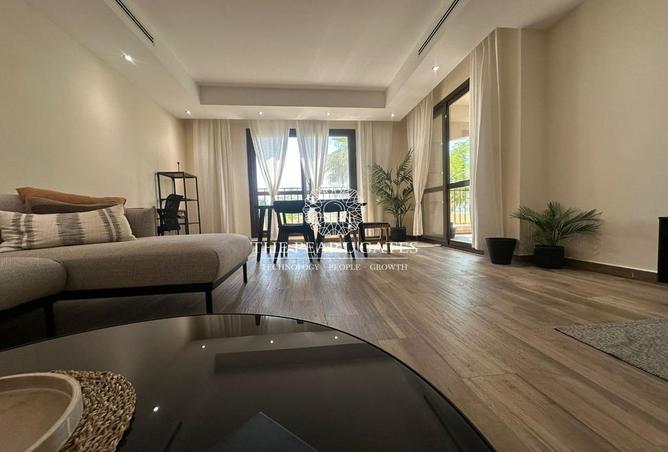 957438 - Property Image 3