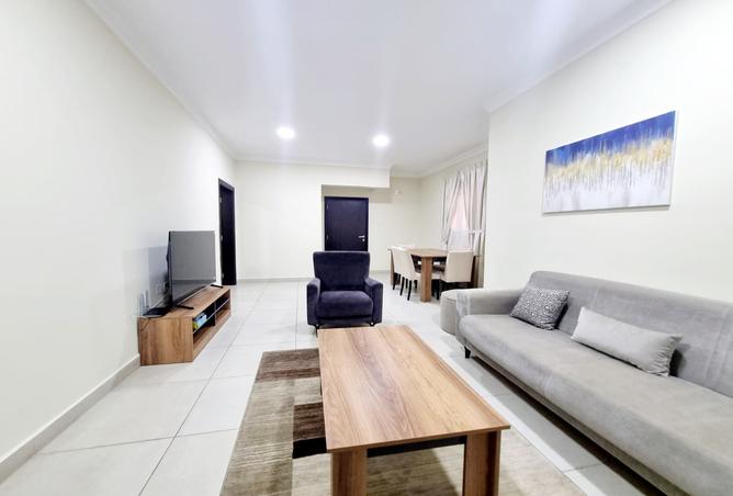 953923 - Property Image 2