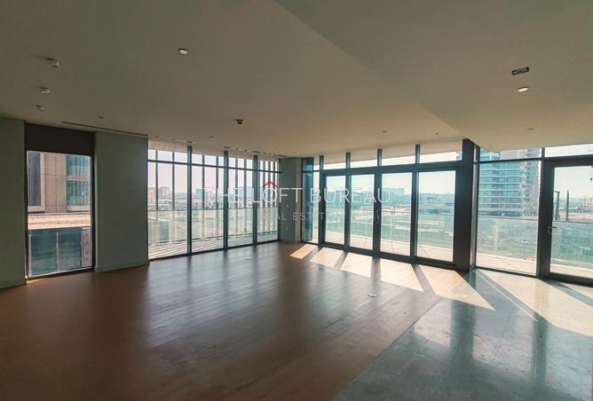 993131 - Property Image 3