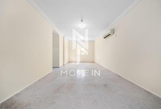 939694 - Property Main Image