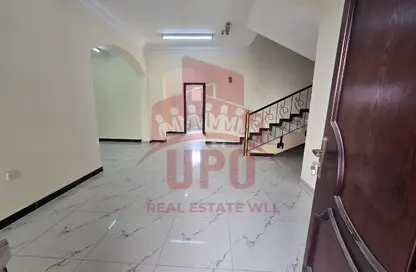 مجمع سكني - 5 غرف نوم - 4 حمامات للايجار في فلل عين خالد - عين خالد - الدوحة