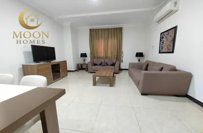 Apartment - 1 Bedroom - 1 Bathroom for rent in Umm Ghwailina Comm - Umm Ghuwalina - Umm Ghuwailina - Doha