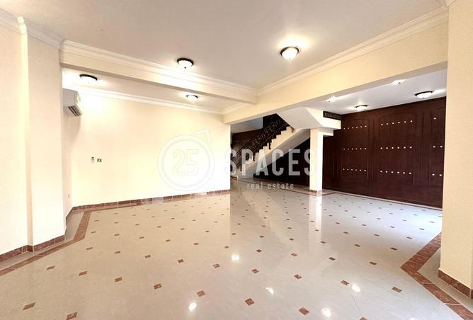 962648 - Property Image 3