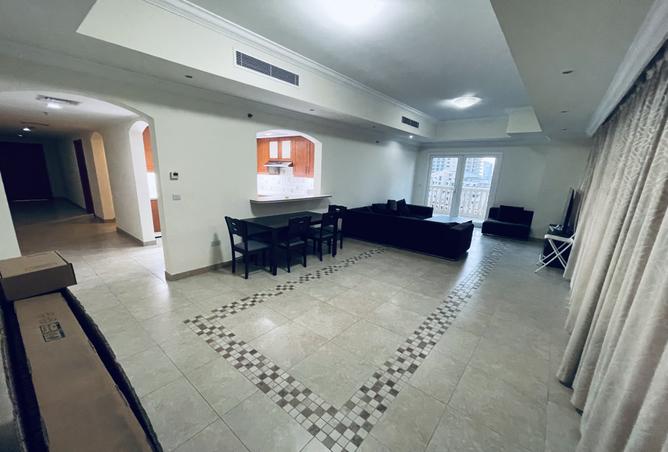 939359 - Property Image 3