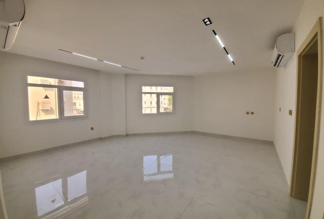 964083 - Property Main Image