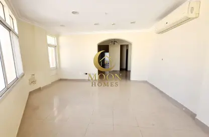 شقة - 3 غرف نوم - 3 حمامات للايجار في منتزه 7 - المنتزه - الدوحة