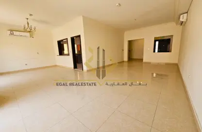 Villa - 4 Bedrooms - 5 Bathrooms for rent in Abu Hamour - Doha