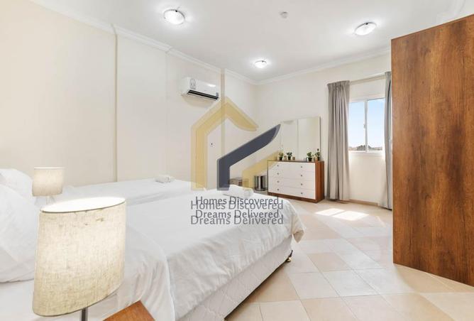 965519 - Property Image 2