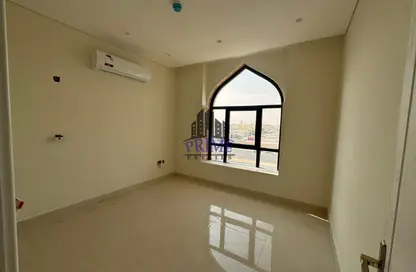 شقة - 2 غرف نوم - 2 حمامات للايجار في شارع النعيجة - غرب الهلال - الهلال - الدوحة