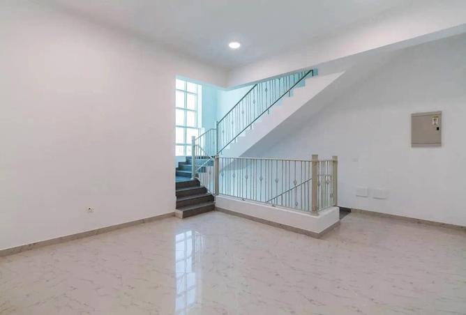 927442 - Property Image 3