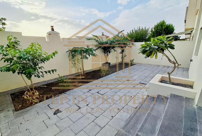 963768 - Property Main Image