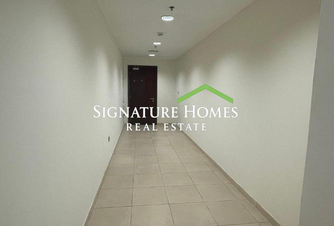 925841 - Property Image 2