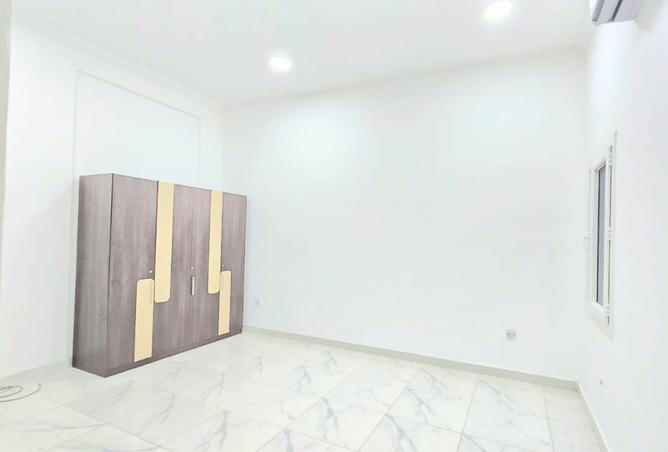 1008293 - Property Image 2