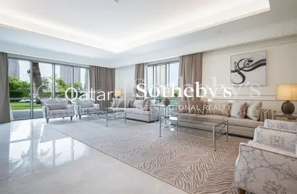 تاون هاوس - 6 غرف نوم - 7 حمامات للبيع في The St. Regis Marsa Arabia Island - Marsa Arabia - جزيرة اللؤلؤة - الدوحة تاون هاوس - 6 غرف نوم - 7 حمامات للبيع في The St. Regis Marsa Arabia Island - Marsa Arabia - جزيرة اللؤلؤة - الدوحة