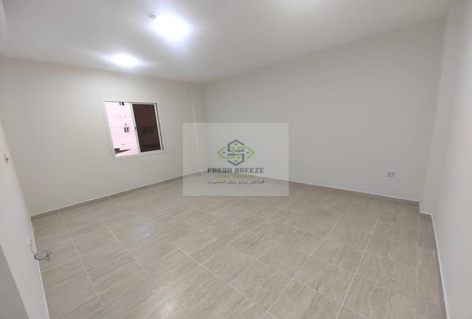 994869 - Property Image 2