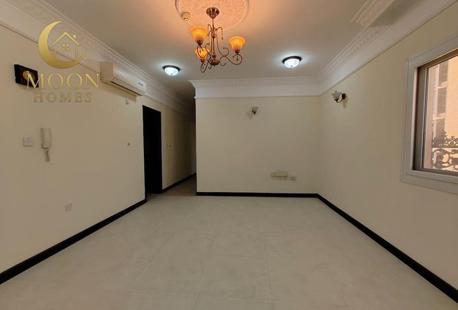 987699 - Property Main Image