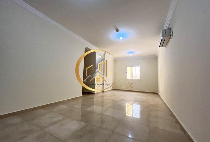 947323 - Property Main Image