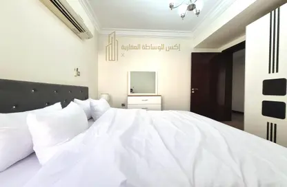 شقة - 2 غرف نوم - 3 حمامات للايجار في شارع انس - فريج بن محمود الشمالي - فريج بن محمود - الدوحة