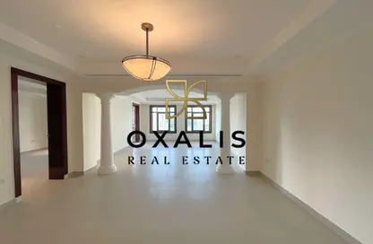 Townhouse - 2 Bedrooms - 3 Bathrooms for rent in West Porto Drive - Porto Arabia - The Pearl Island - Doha