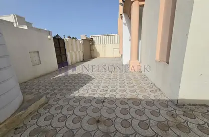 Villa - 5 Bedrooms - 6 Bathrooms for rent in Muraikh - AlMuraikh - Doha